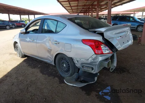 2019 Nissan Versa 1.6 Sv z USA, uszkodzony, nr VIN 3N1CN7AP1KL855060